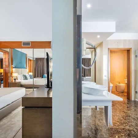 Angra Marina فندق أنغرا دو إِراويزو