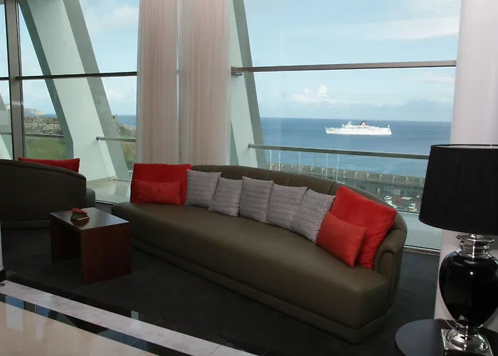 Angra Marina 5* Angra do Heroísmo