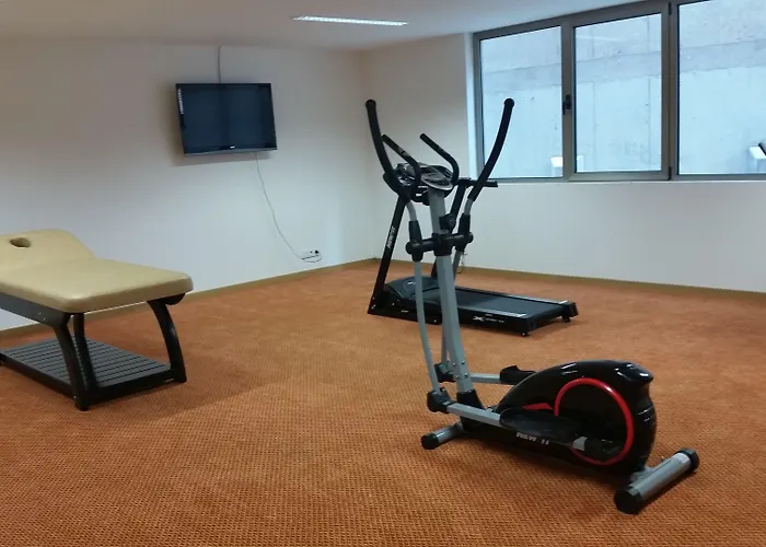 Hotel Angra Marina 5*