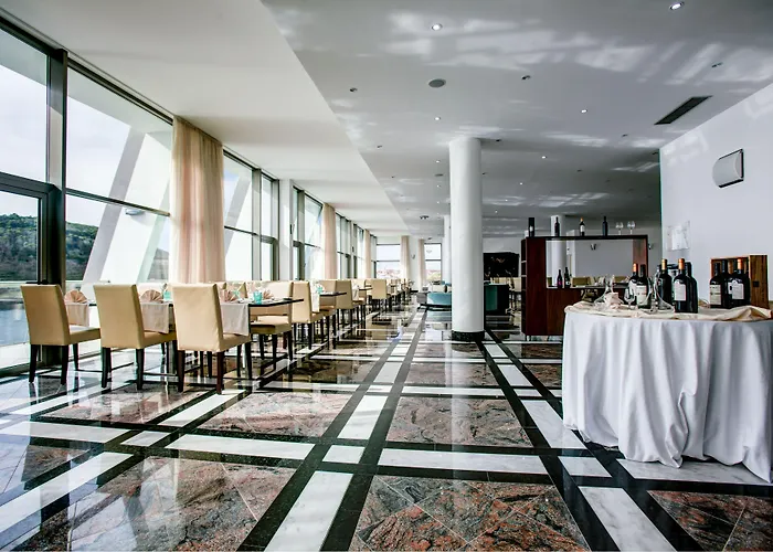 Angra Marina Hotel 5*