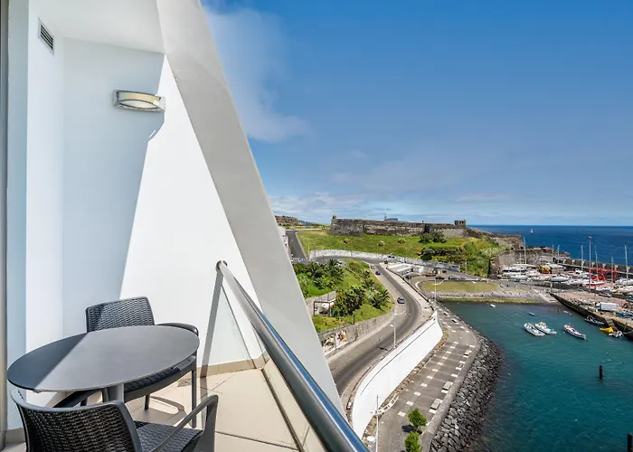 Angra Marina 5* Angra do Heroismo