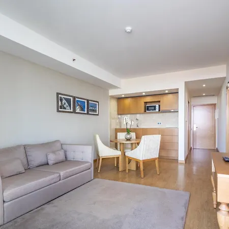 Angra Marina فندق أنغرا دو إِراويزو