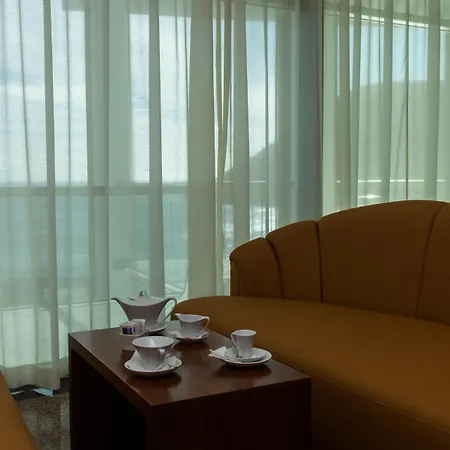 Angra Marina 英雄港