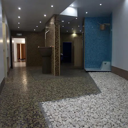 Angra Marina فندق أنغرا دو إِراويزو