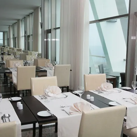 Angra Marina 5* أنغرا دو إِراويزو