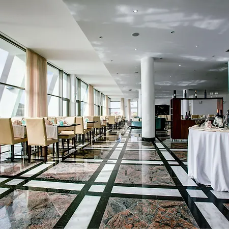 Angra Marina فندق 5*