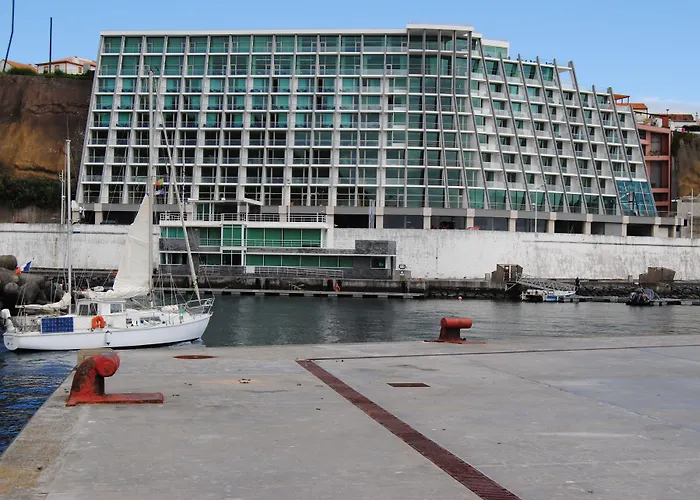 Otel Angra Marina 5*
